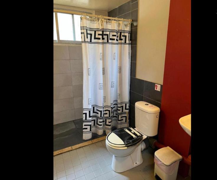 Noer Hostel ラルナカ エクステリア 写真