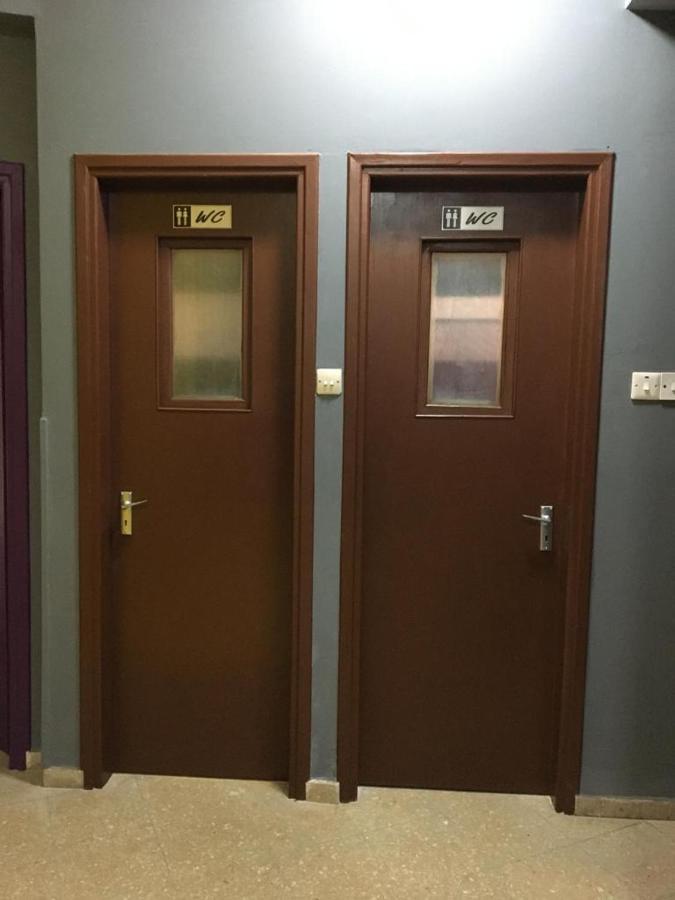 Noer Hostel ラルナカ エクステリア 写真